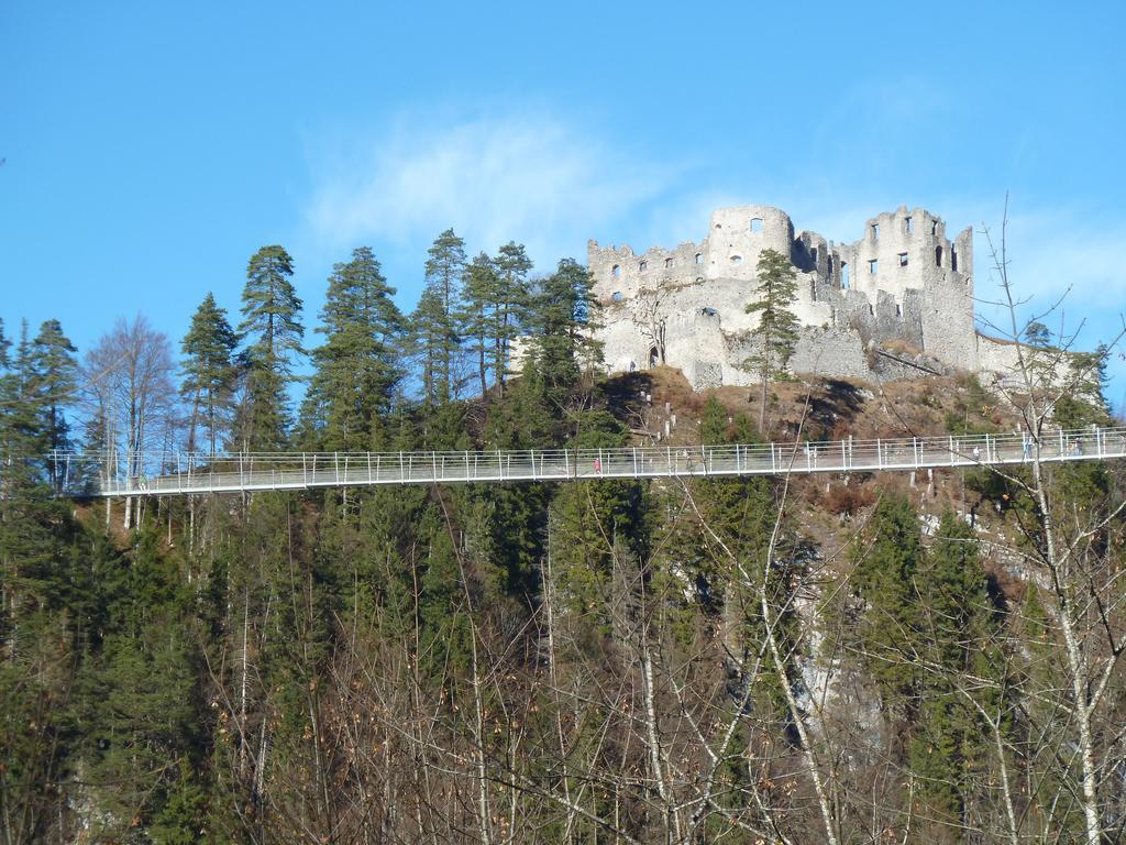 Gastehaus Frischhut Hotell Nassereith Exteriör bild