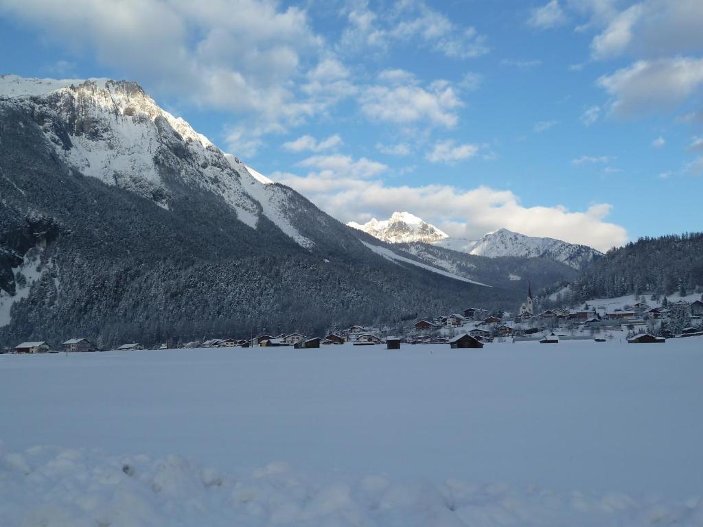Gastehaus Frischhut Hotell Nassereith Exteriör bild