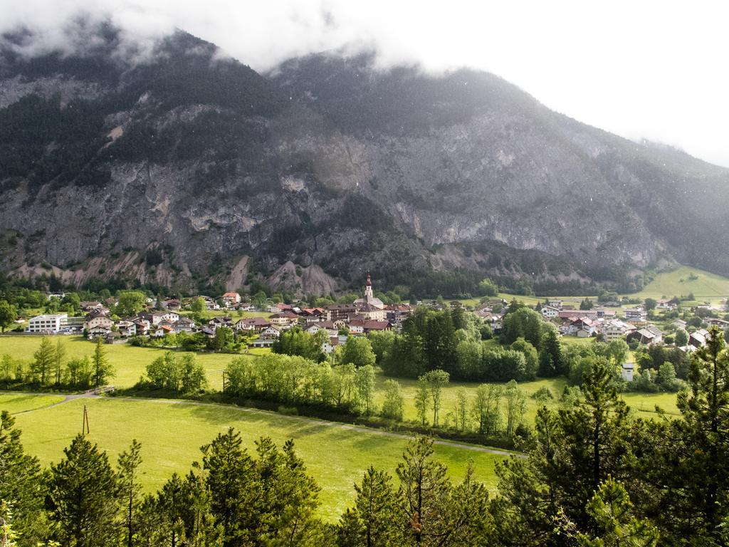Gastehaus Frischhut Hotell Nassereith Exteriör bild